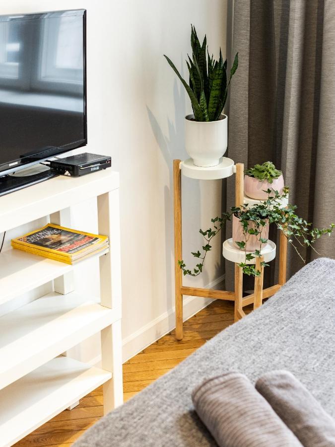 Apartament Przy Woonerfie Lodź Bagian luar foto