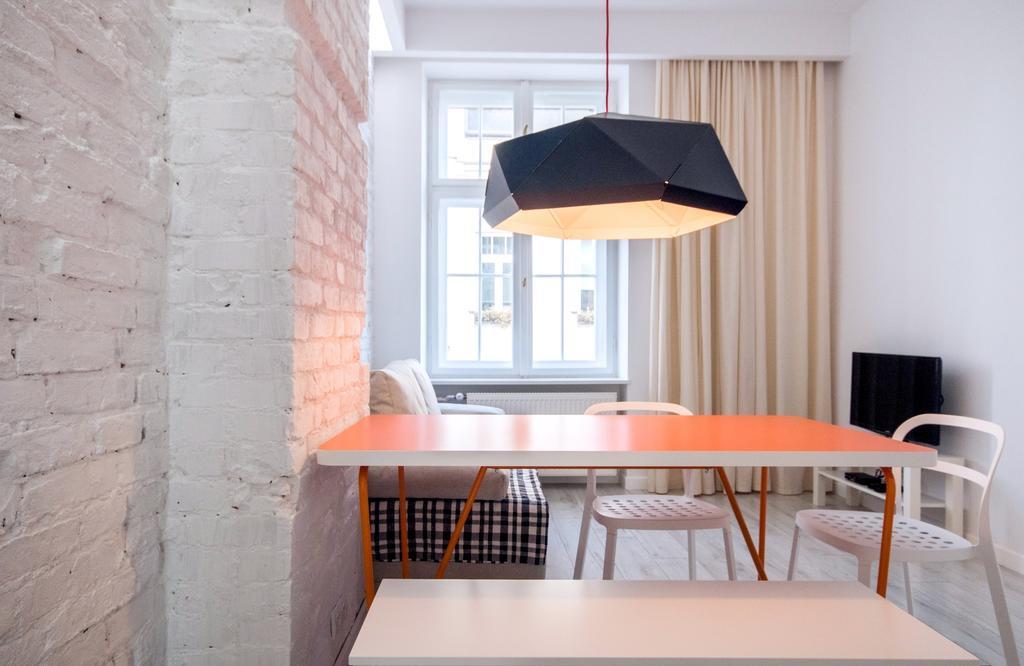 Apartament Przy Woonerfie Lodź Bagian luar foto
